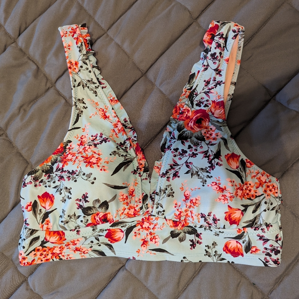 Floral print swimsuit top